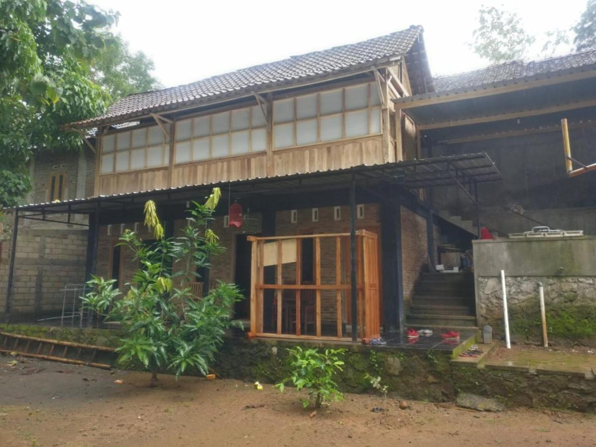 Homestay Kurnia Bantul Exterior foto